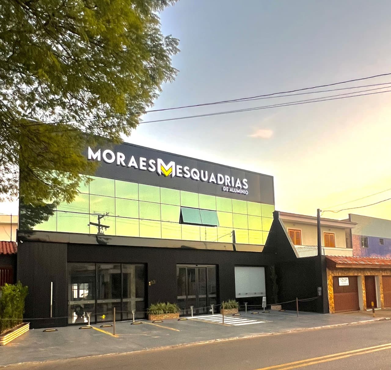 Moraes Vidros e Esquadrias de Alumínio