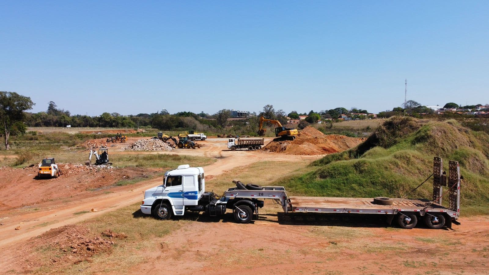 Setten Terraplenagem e Locação de Maquinas - foto 3