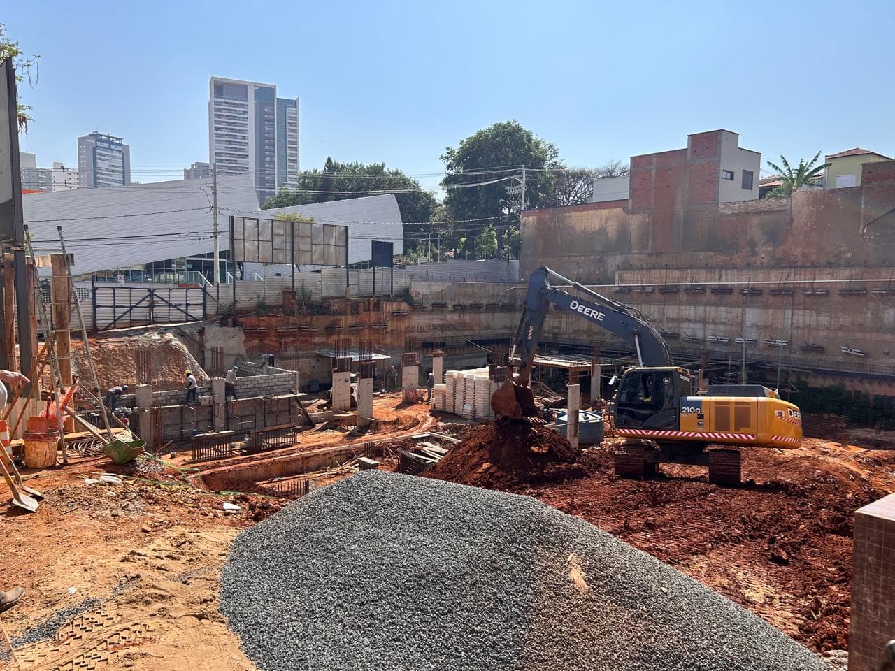 Setten Terraplenagem e Locação de Maquinas - foto 5