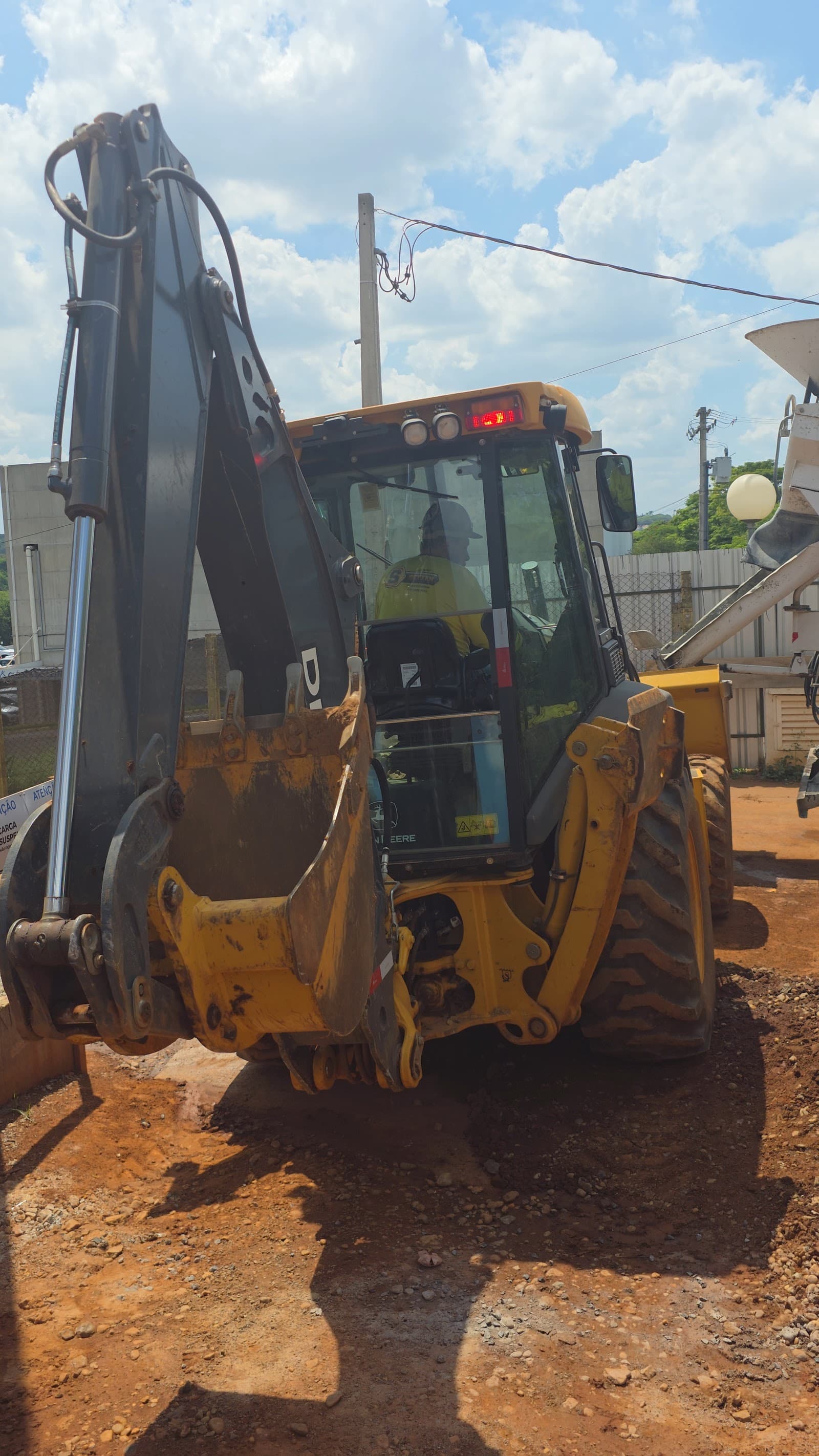 Setten Terraplenagem e Locação de Maquinas - foto 8